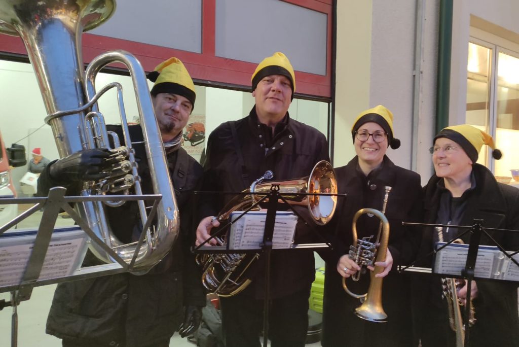 DORFbrass beim Advent in Oberdorf